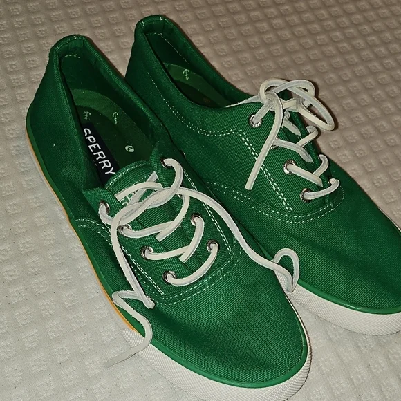 Sperry Green Canvas Sneakers - Picture 2 of 5